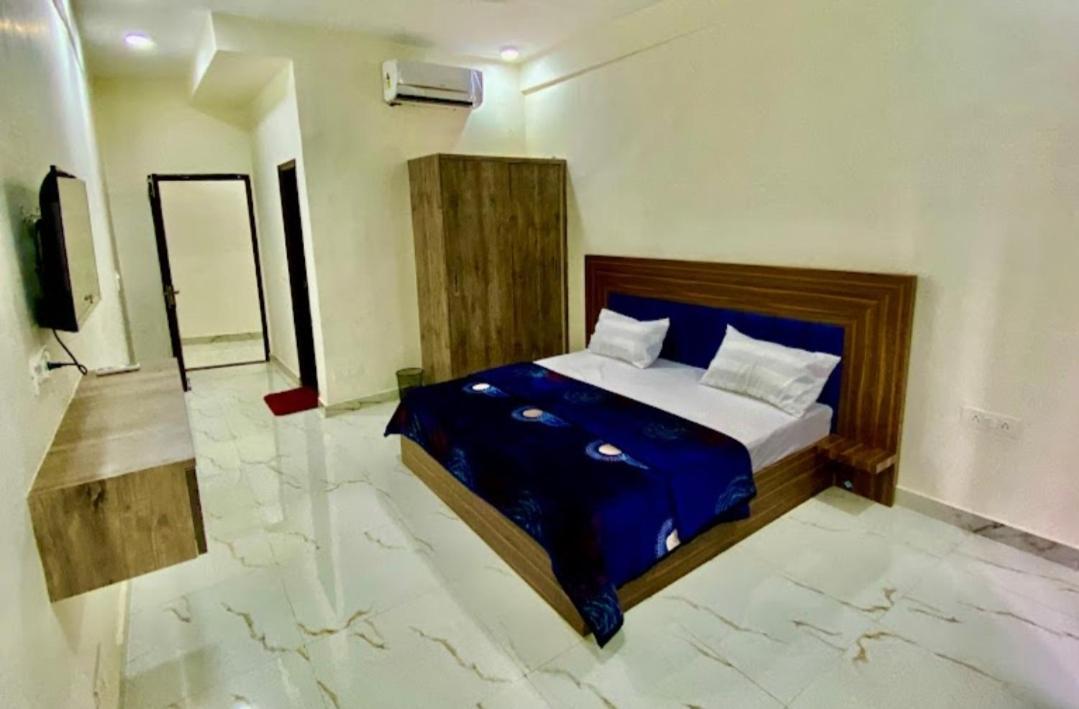 Apartment Pernam New Delhi